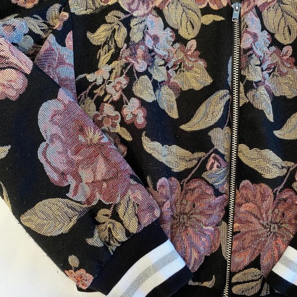 Jacket - Picture 2 of 3